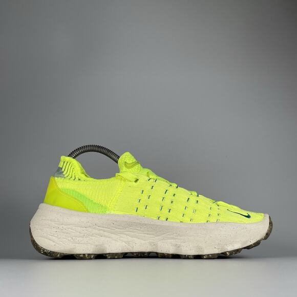 Nike Space Hippie 04 Womens Size 7.5 Green Flyknit Running Sneaker Athletic Shoe - Picture 5 of 9